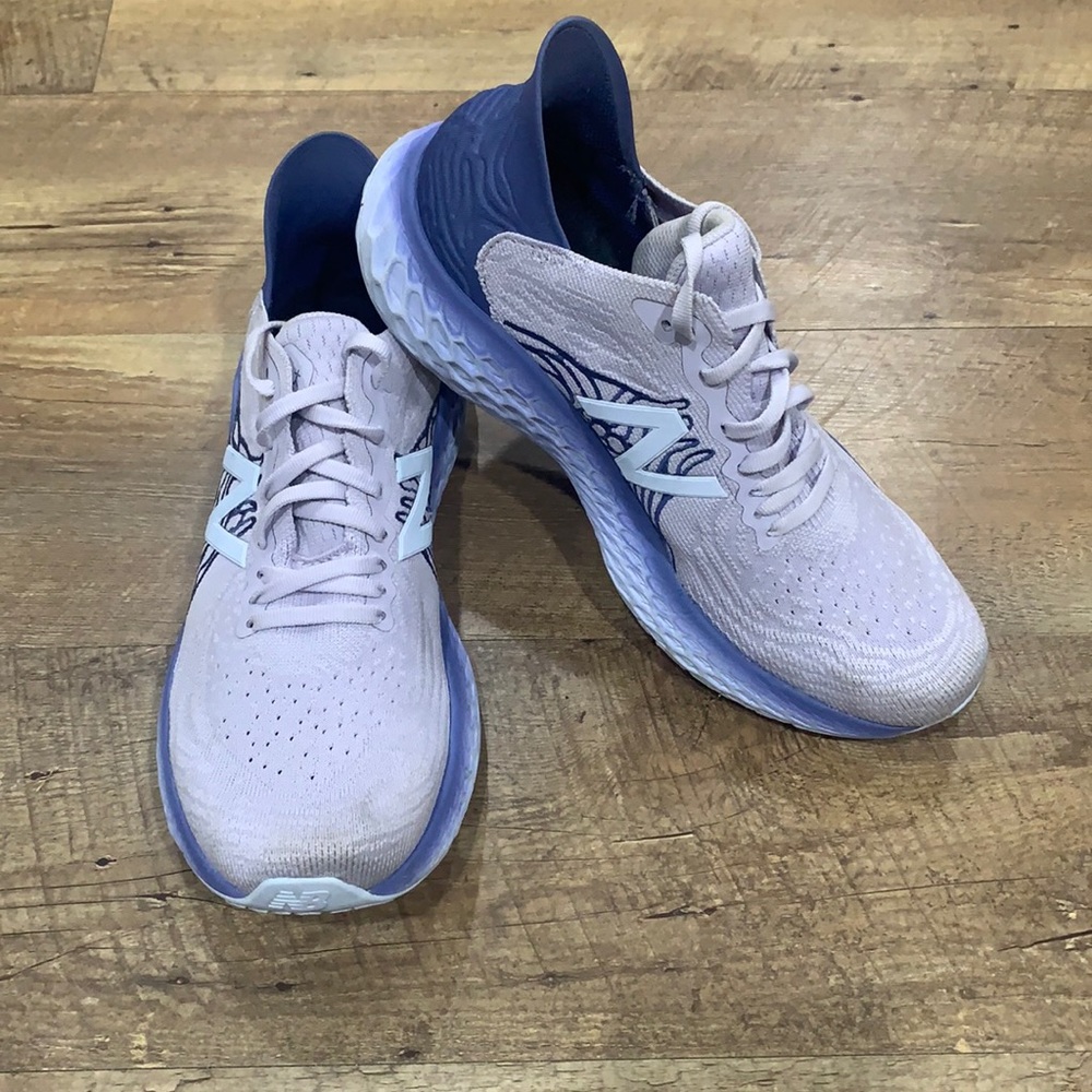 Women’s new balance 1080 size 10